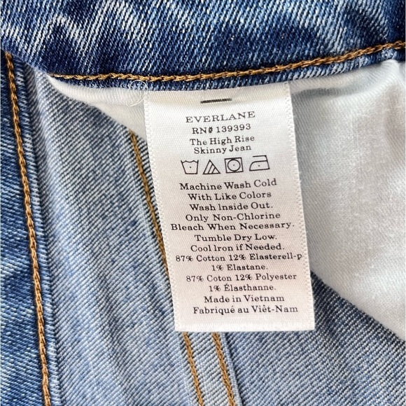 Everlane The High Rise Skinny Ankle Distressed Jean - Picture 12 of 12